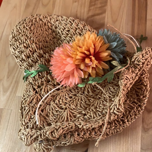 Camel Boho Floral Detail Straw Hat - Picture 11 of 13